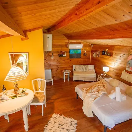 Bed & Breakfast El Blanco - Romantica Cabana De Madera *